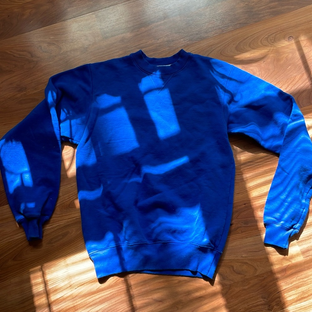 Blue champion crew neck sweatshirt